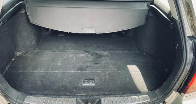 Toyota Avensis cena 7200 przebieg: 307274, rok produkcji 2004 z Kielce małe 92
